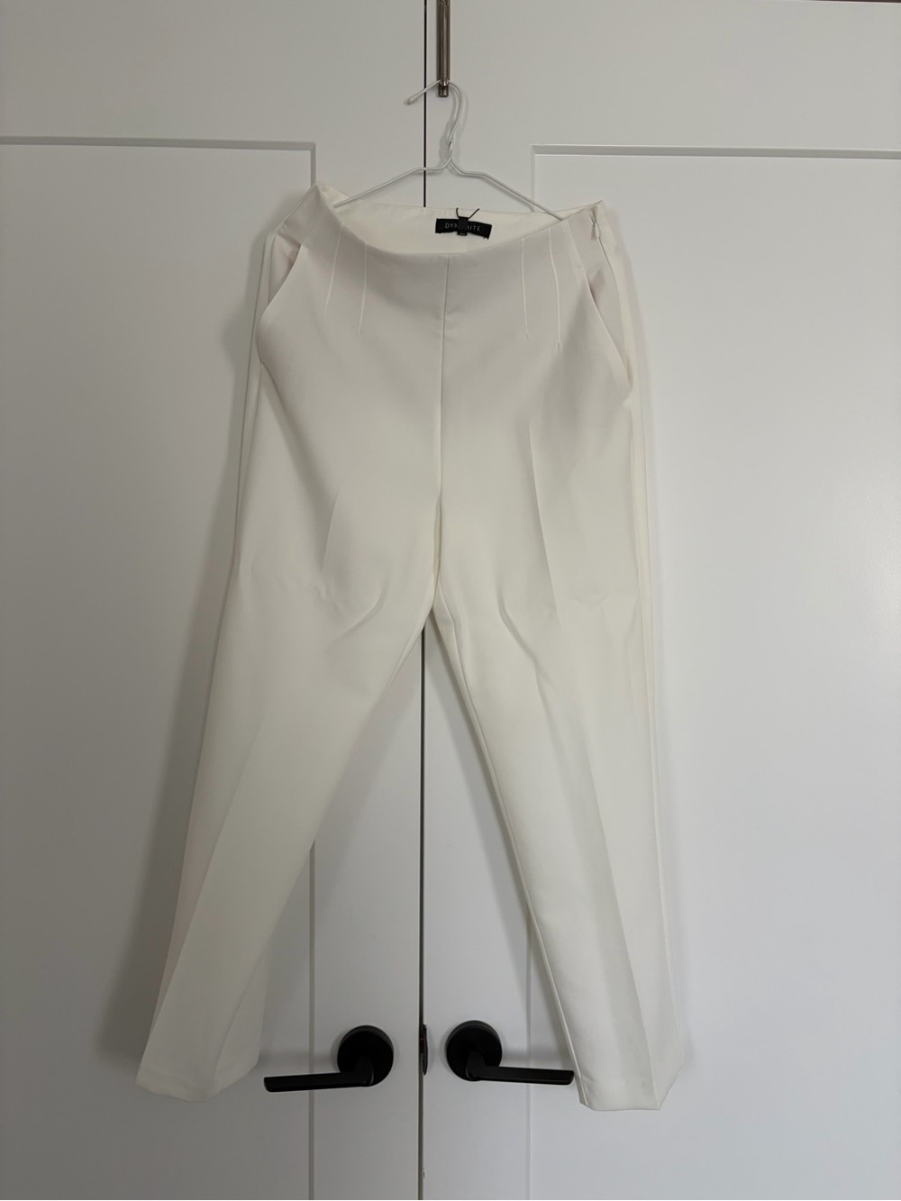 White Tailored High-Waist Pants Dynamite Size 6 BNWT (Matching Blazer Available)